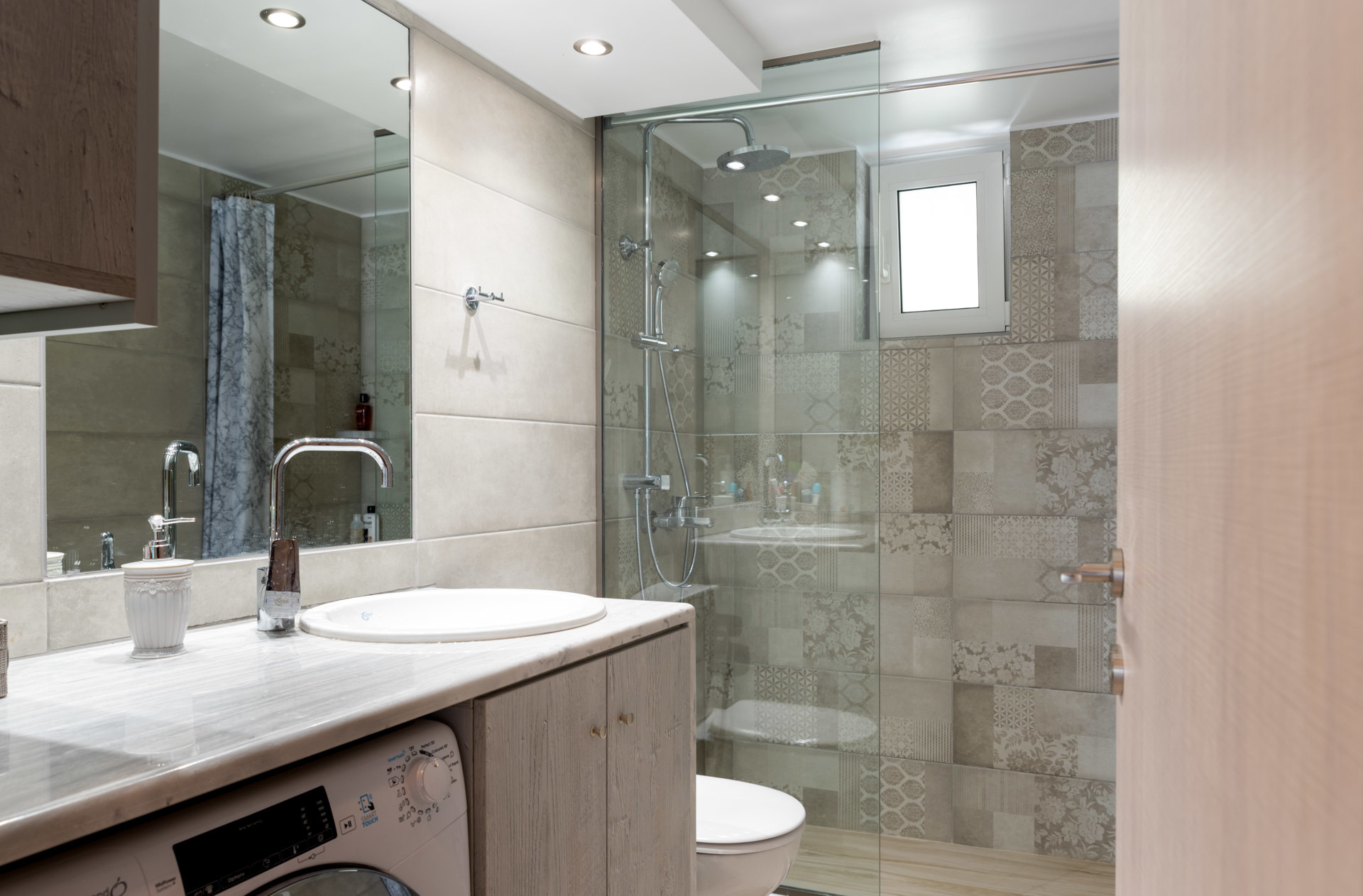 Contemporary Apartment