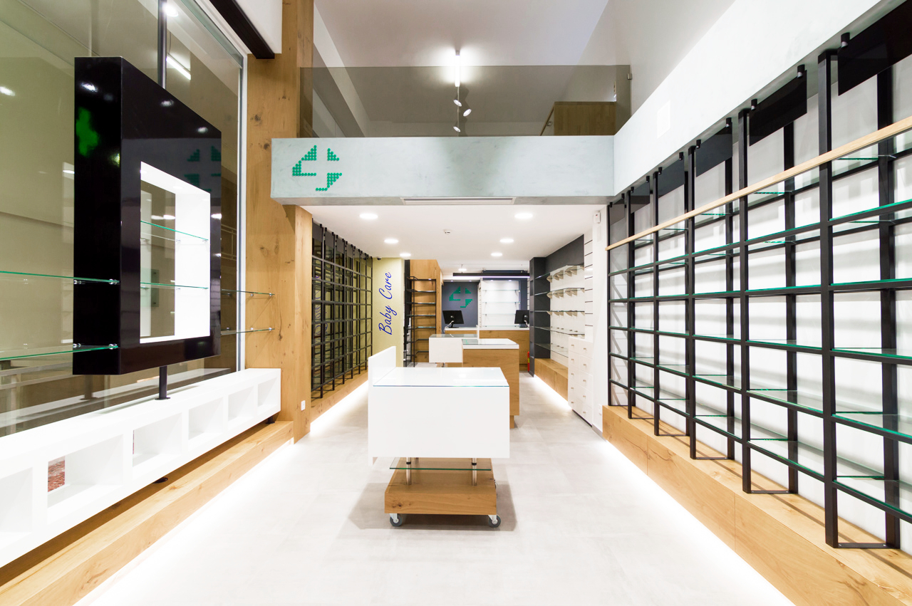 Pharmacy Toloudis 07